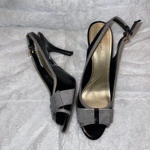Tahari Sling back pumps